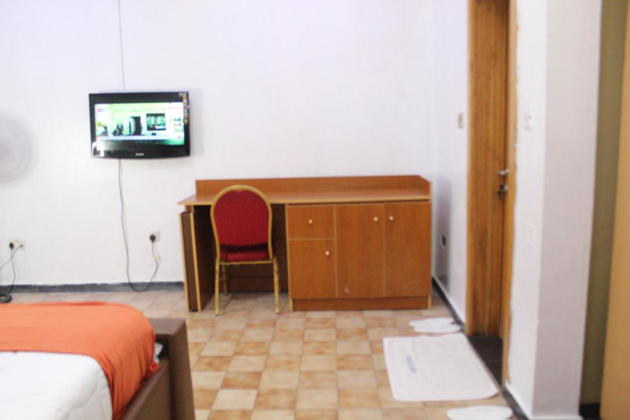 Blue Moon Hotels Victoria Island Lagos Eksteriør billede