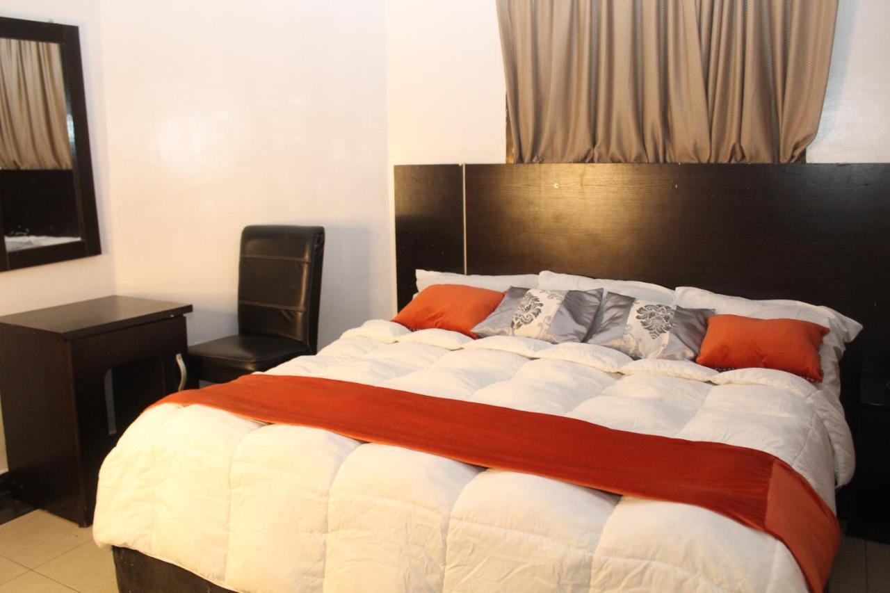 Blue Moon Hotels Victoria Island Lagos Eksteriør billede