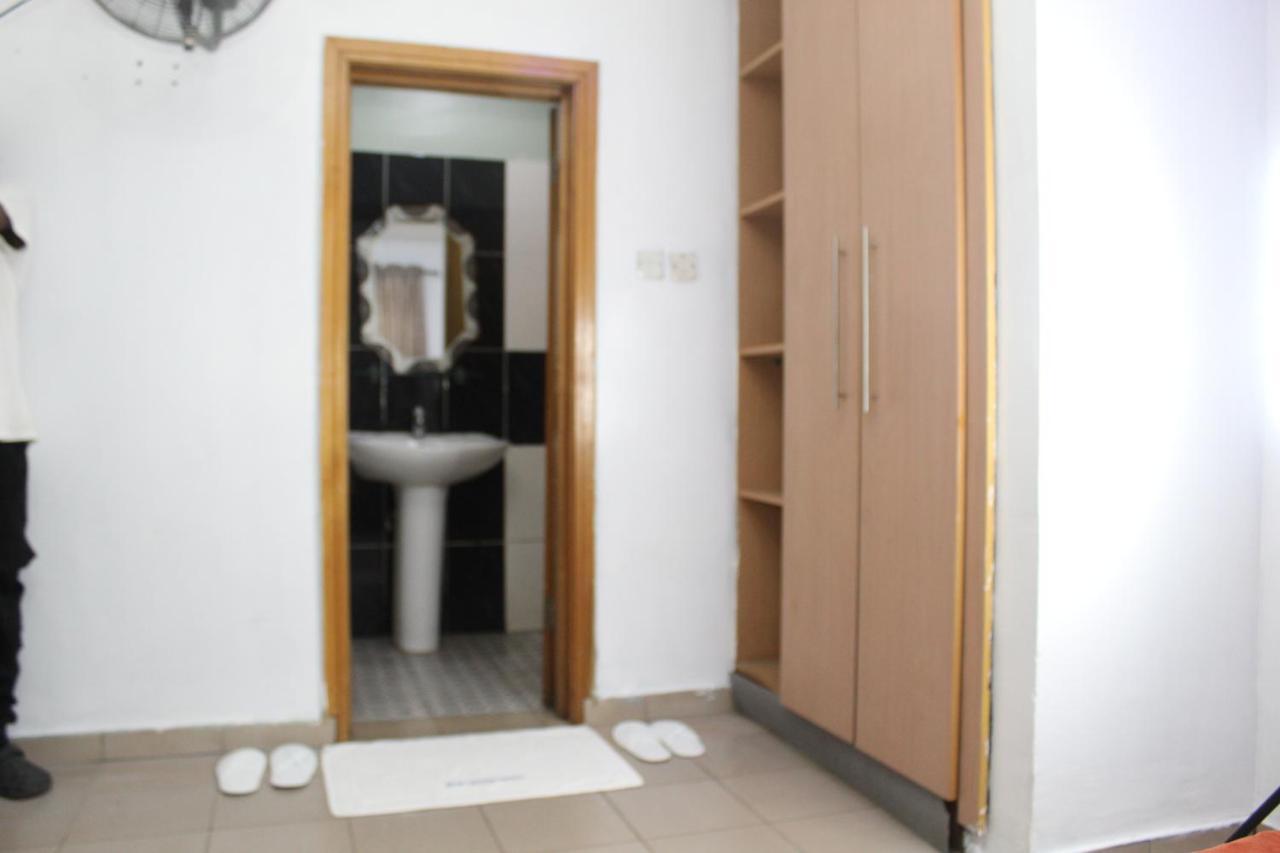 Blue Moon Hotels Victoria Island Lagos Eksteriør billede