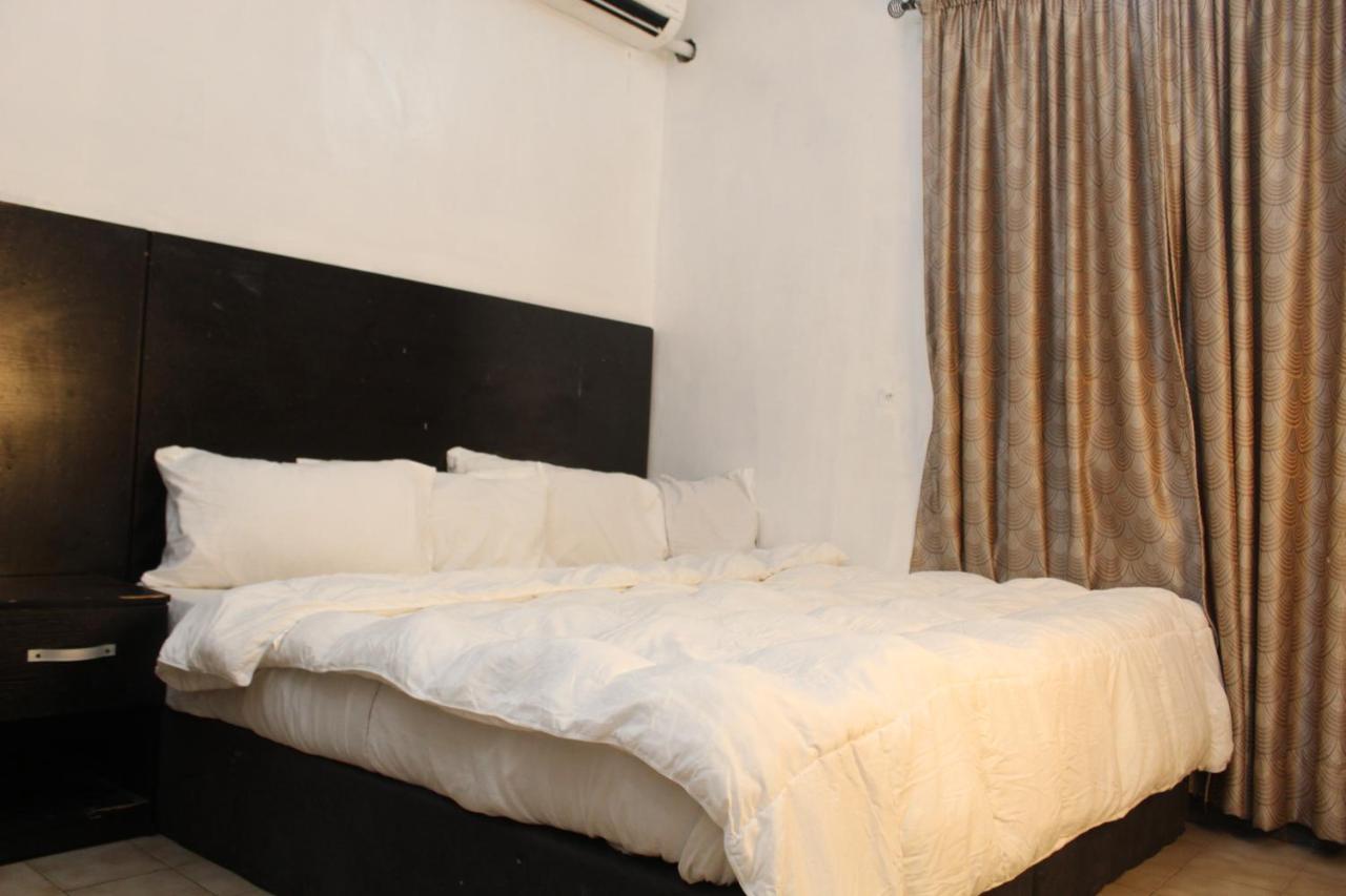 Blue Moon Hotels Victoria Island Lagos Eksteriør billede