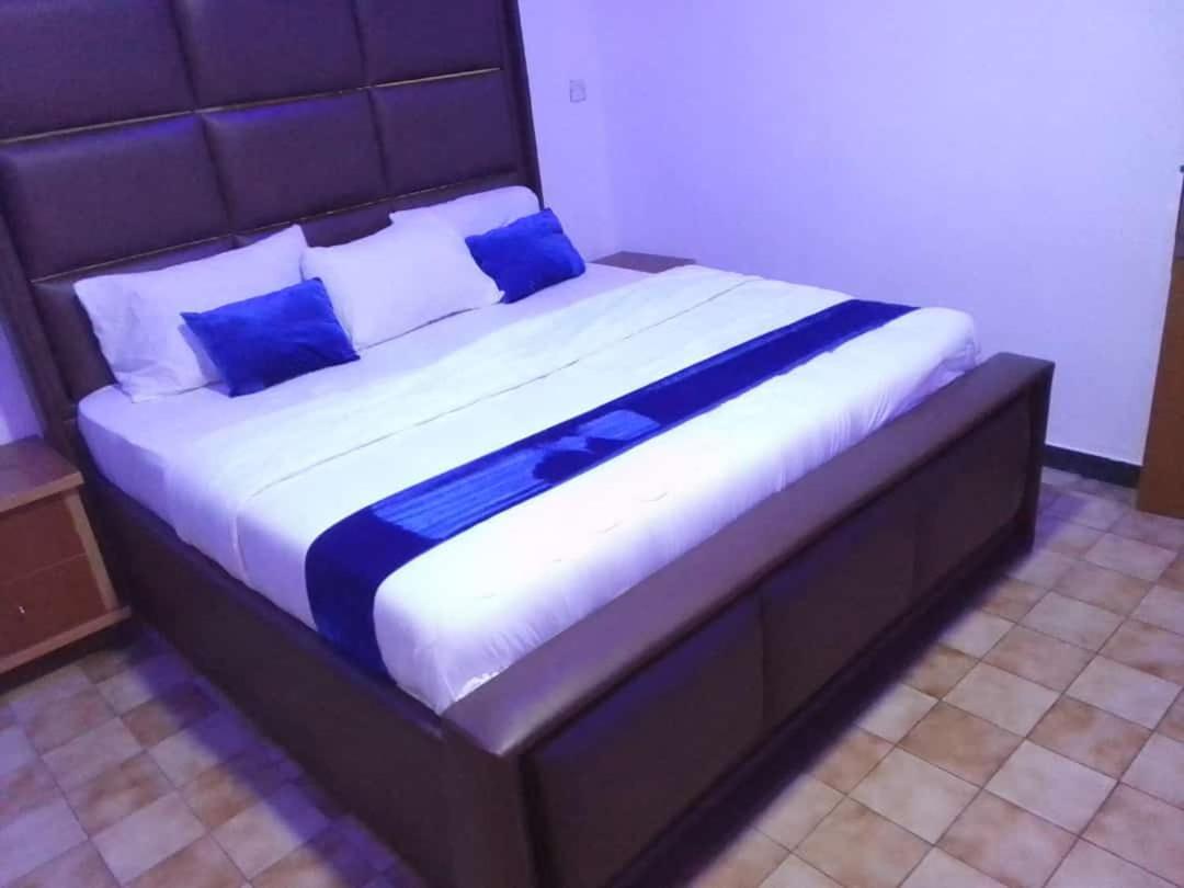 Blue Moon Hotels Victoria Island Lagos Eksteriør billede