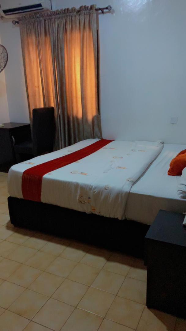 Blue Moon Hotels Victoria Island Lagos Eksteriør billede