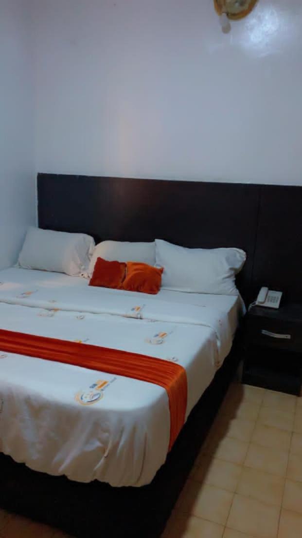 Blue Moon Hotels Victoria Island Lagos Eksteriør billede