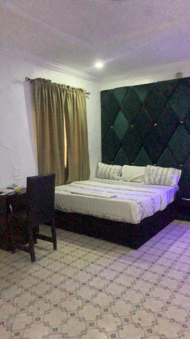 Blue Moon Hotels Victoria Island Lagos Eksteriør billede