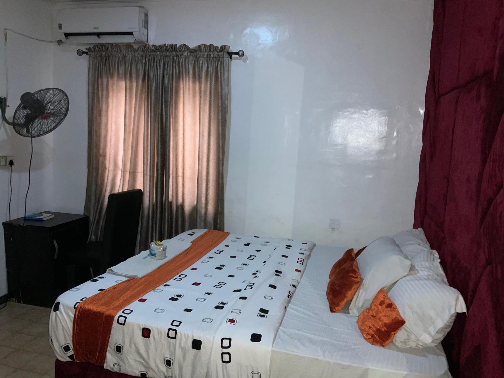 Blue Moon Hotels Victoria Island Lagos Eksteriør billede
