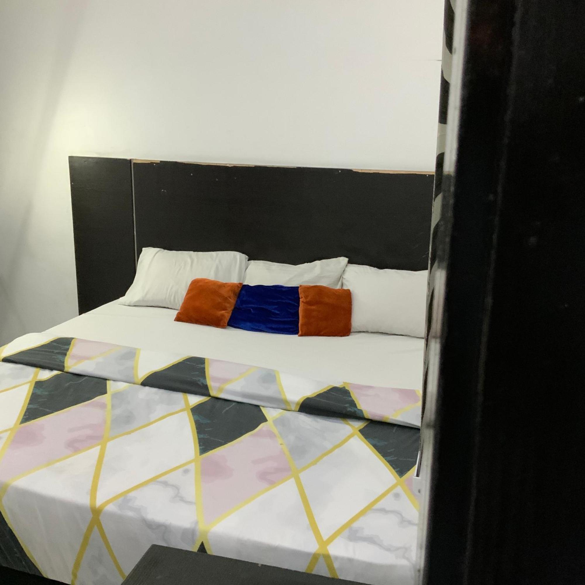 Blue Moon Hotels Victoria Island Lagos Eksteriør billede