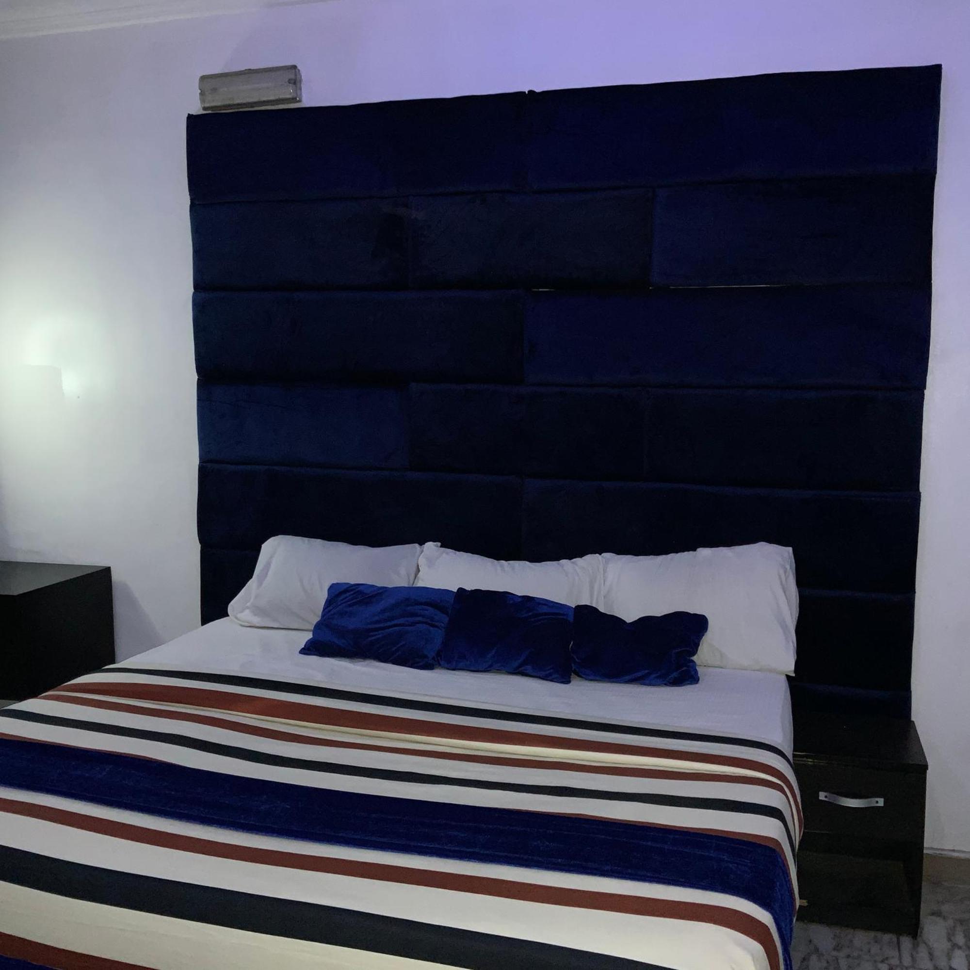 Blue Moon Hotels Victoria Island Lagos Eksteriør billede
