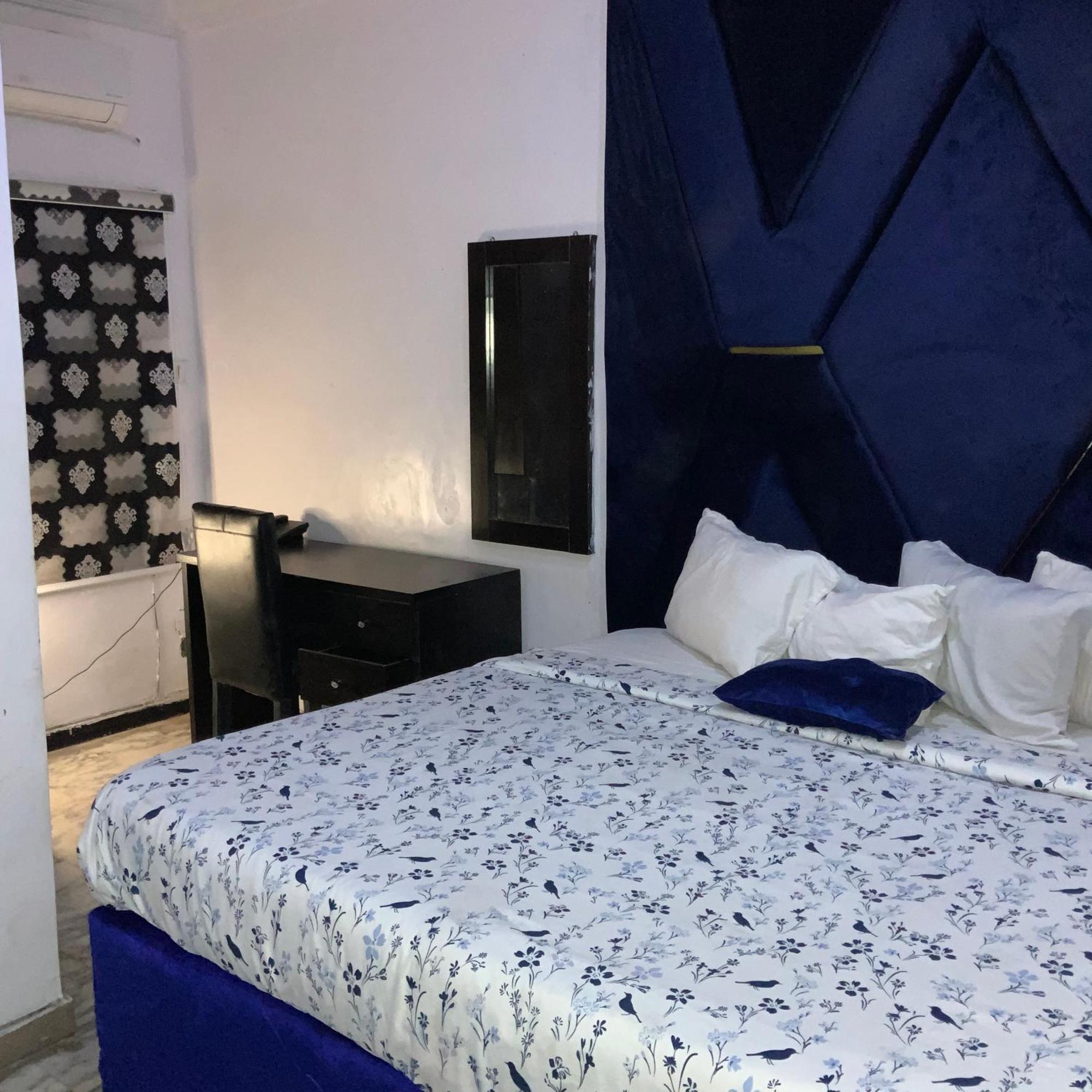 Blue Moon Hotels Victoria Island Lagos Eksteriør billede