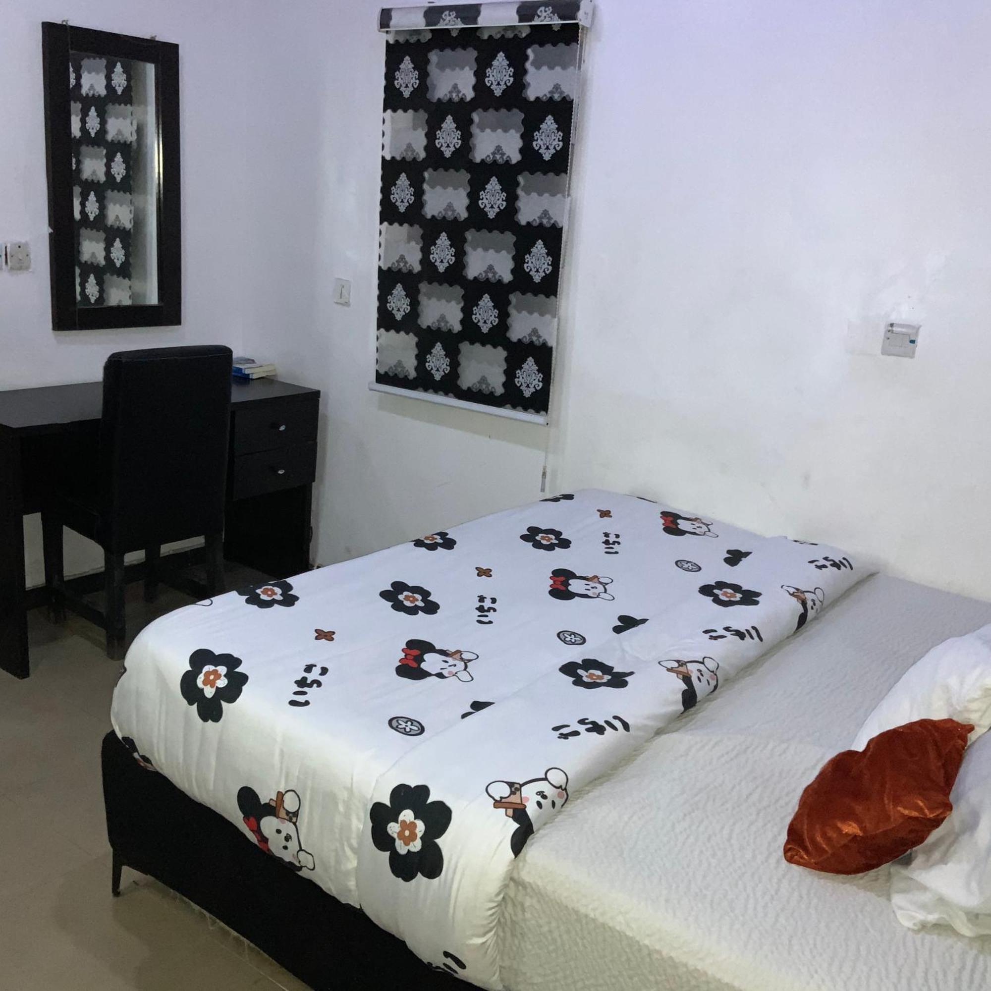 Blue Moon Hotels Victoria Island Lagos Eksteriør billede